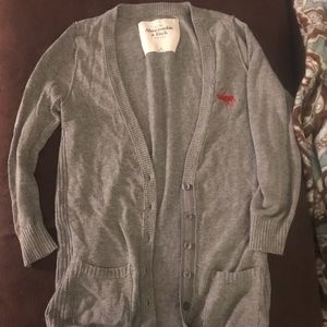 Abercrombie & Fitch Sweaters - Abercrombie grey 3/4 sleeve cardigan. Size M Abercrombie & Fitch Sweaters - Abercrombie grey 3/4 sleeve cardigan. Size M